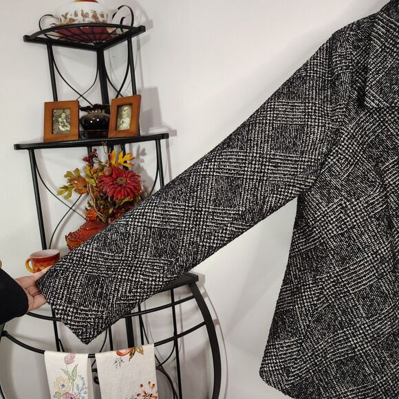 New! TALBOTS Wool Black Metallic 16 XL Women's Lightweight Button-Up Jacket Coat - Picture 4 of 8